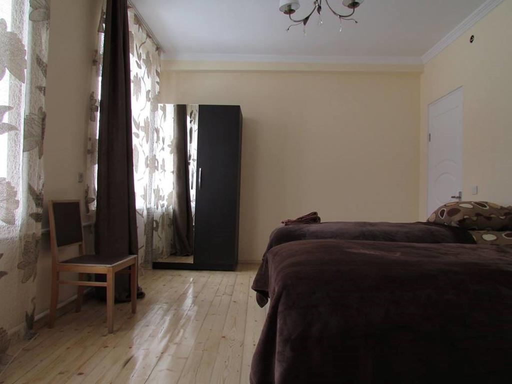Red Stone Guest House Kazbegi Rom bilde