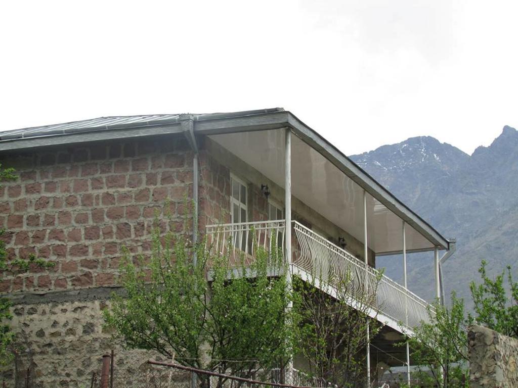 Red Stone Guest House Kazbegi Rom bilde